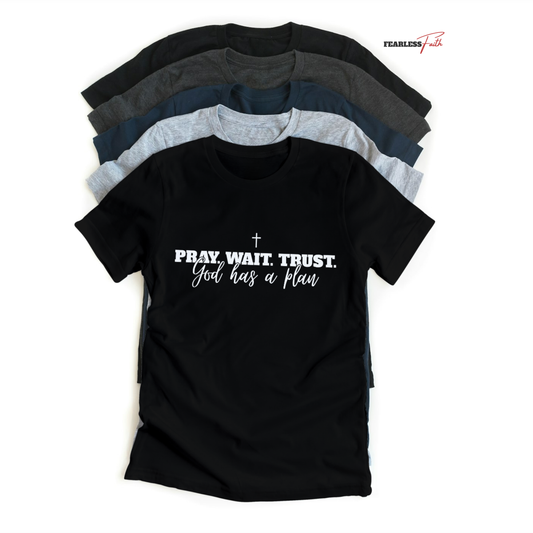 Pray. Wait. Trust. – God has a plan, Frontprint Premium T-Shirt