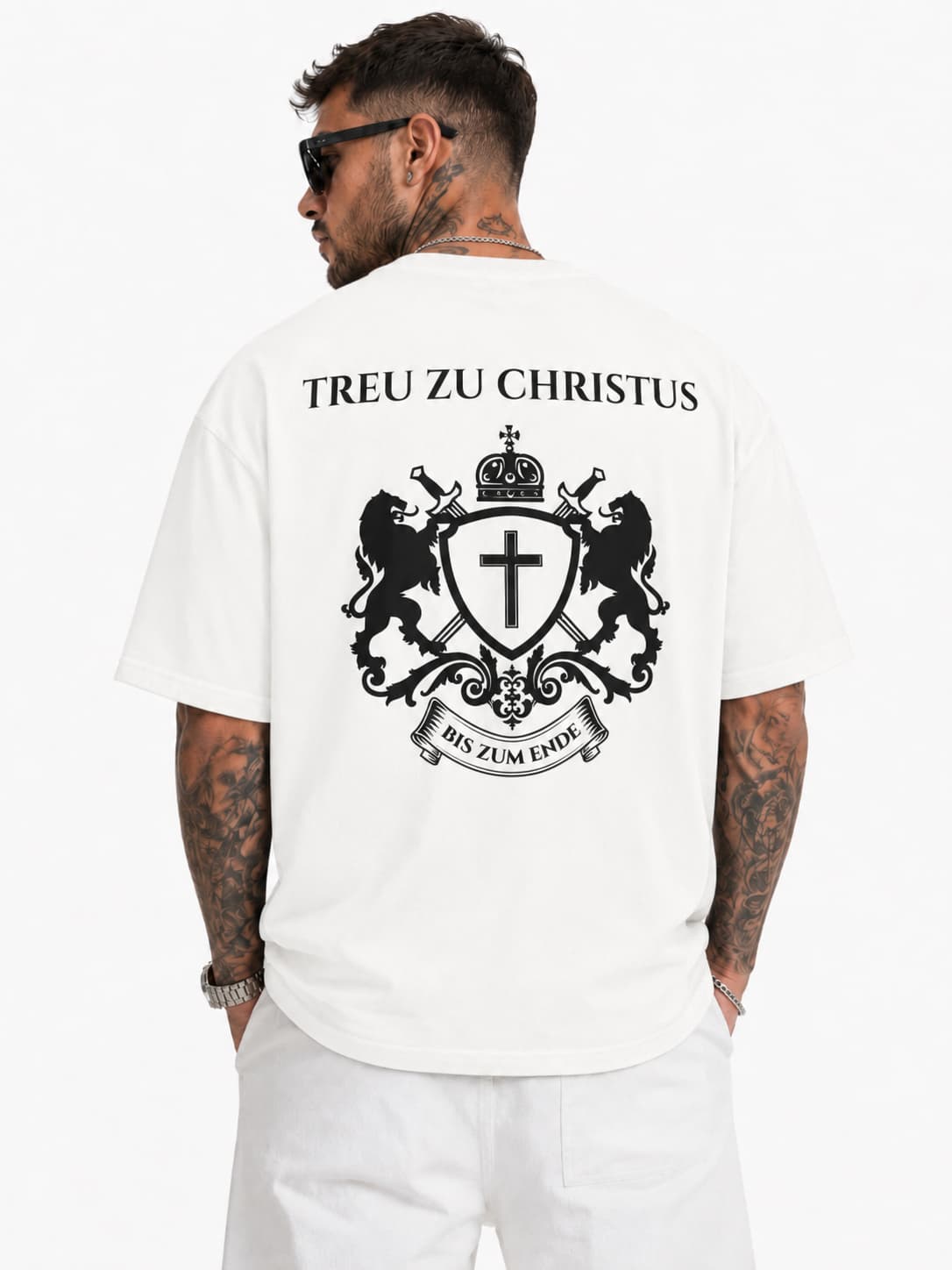 TREU ZU CHRISTUS - Oversized T-Shirt