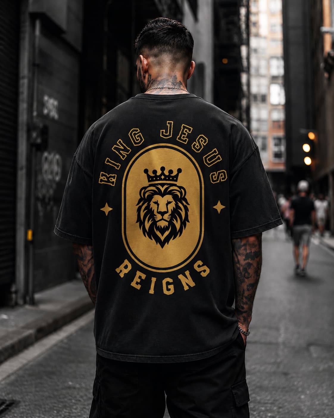 KING JESUS REIGNS - Oversized T-Shirt
