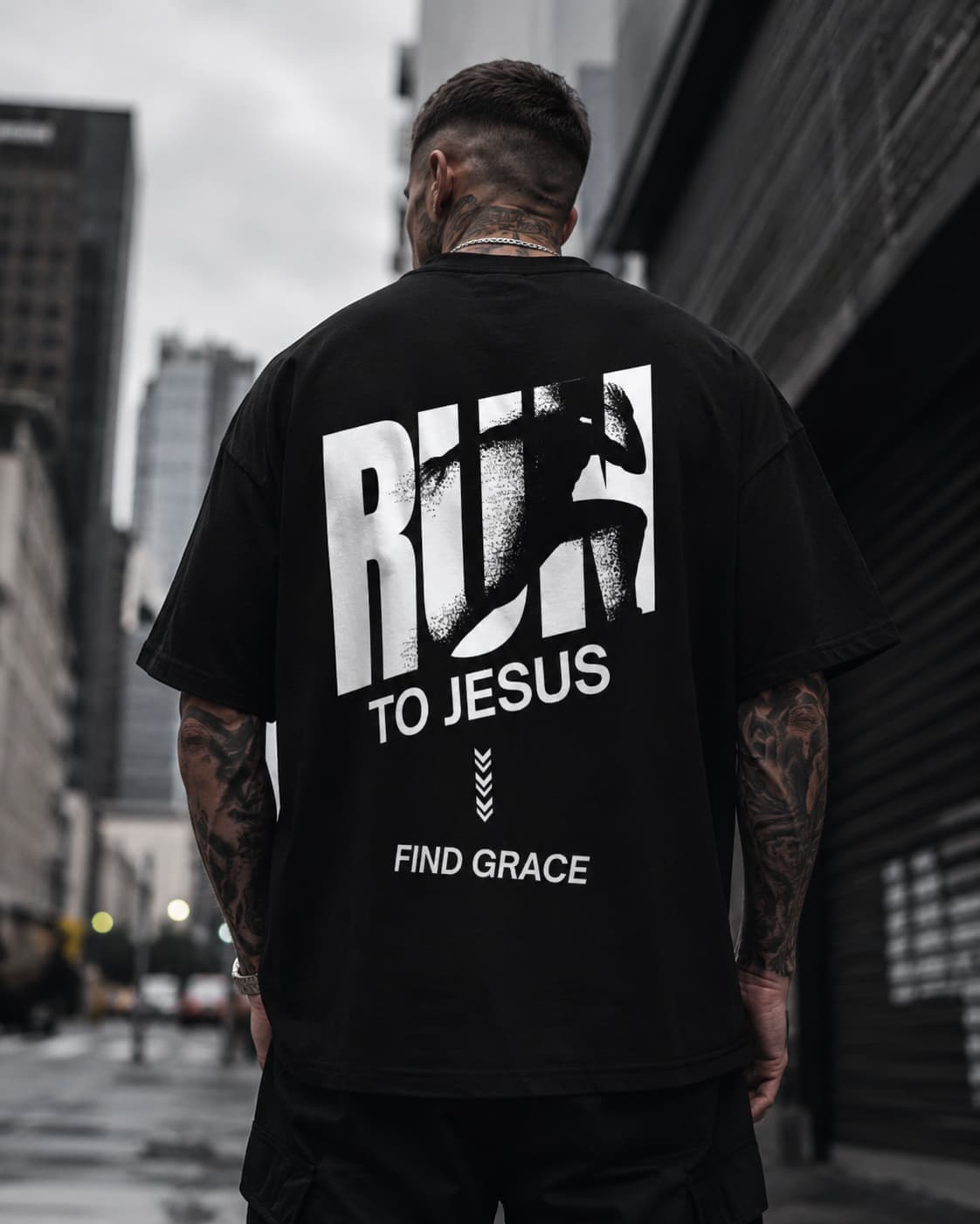 RUN TO JESUS - Oversized T-Shirt
